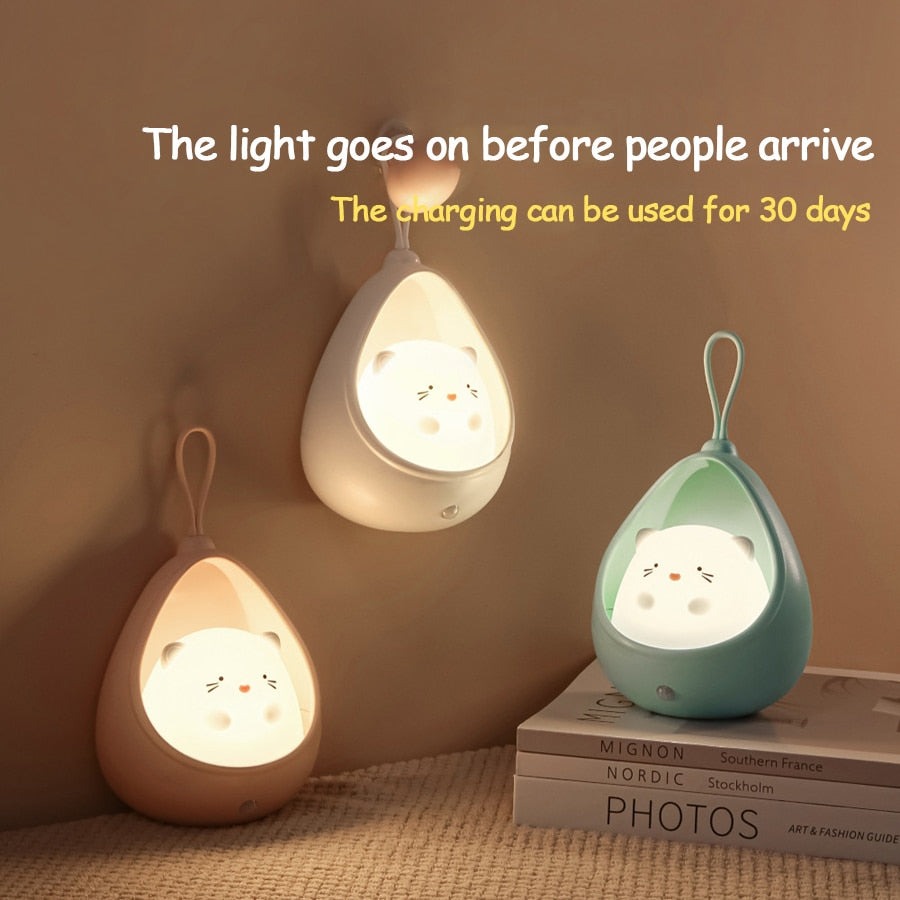 Hanging animal wall lamp